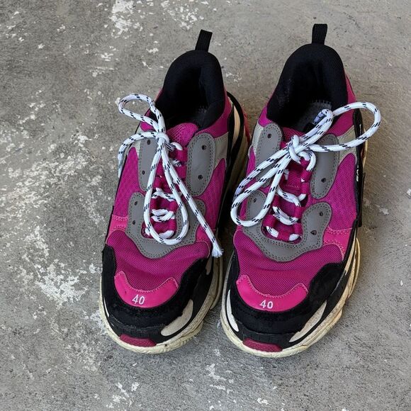 Balenciaga triple S sneakers - Picture 1 of 12